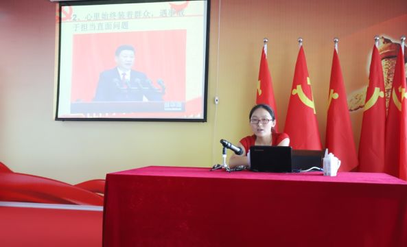 世界杯官方入口第一期入党积极分子培训班开讲啦！
