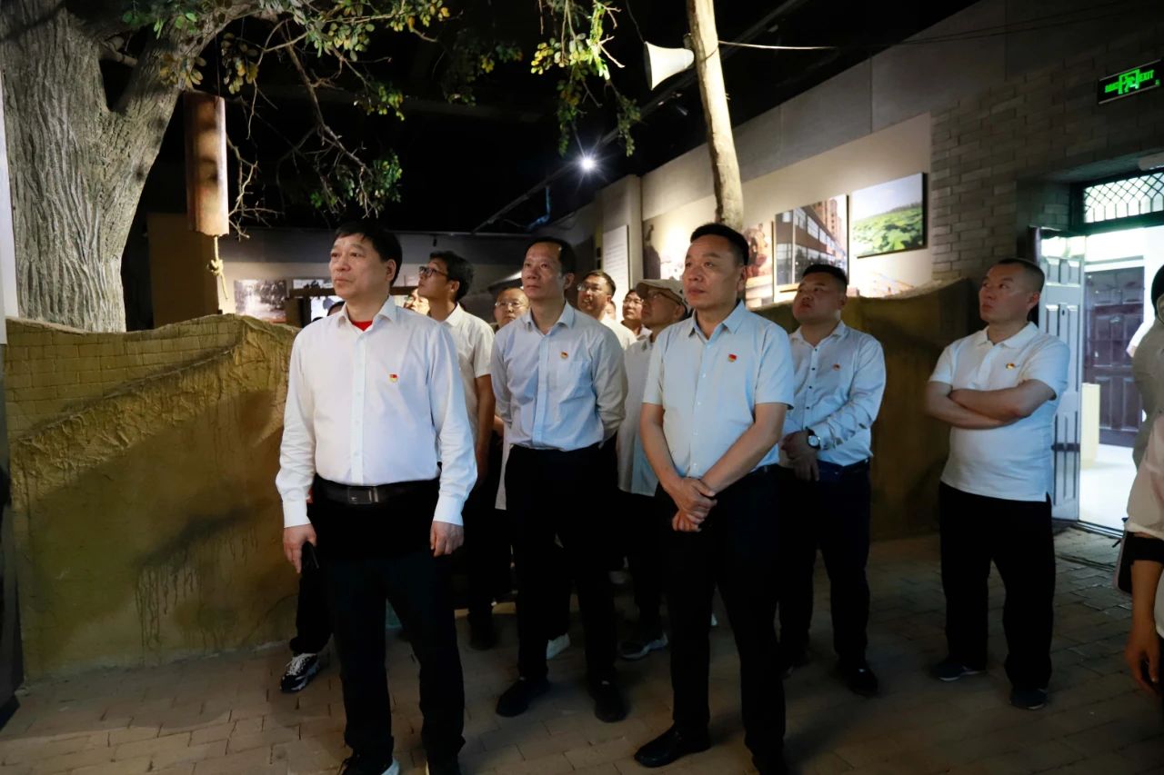 砥砺初心使命，汲取奋进力量丨世界杯官方入口乳业集团党委组织开展学习“焦裕禄精神”主题党日活动