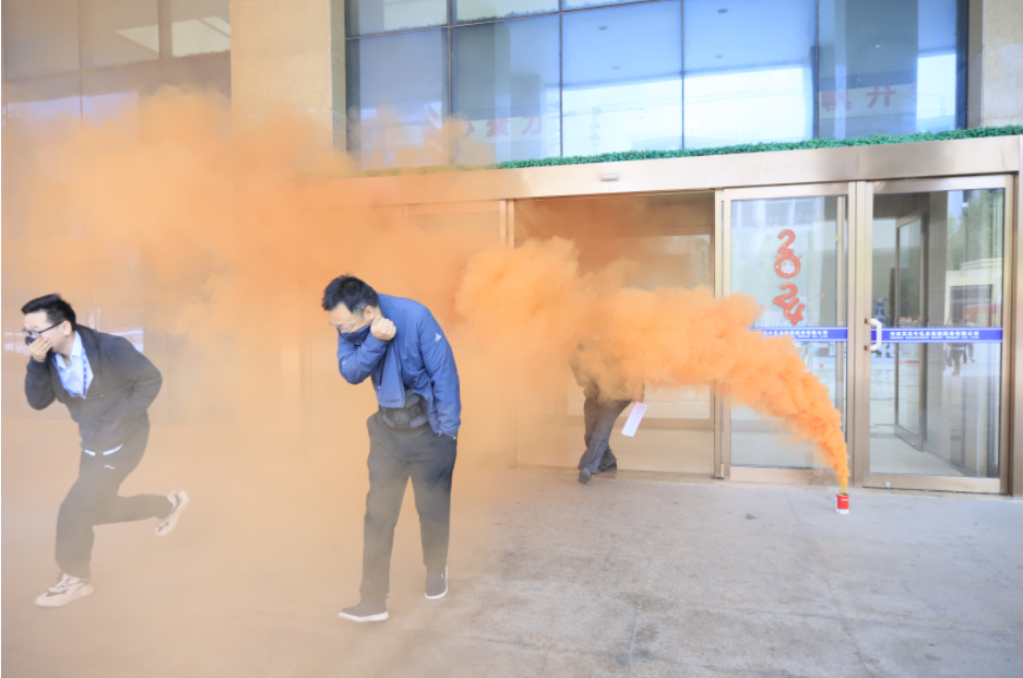 增强消防意识，筑牢安全底线丨世界杯官方入口乳业集团组织消防应急演练