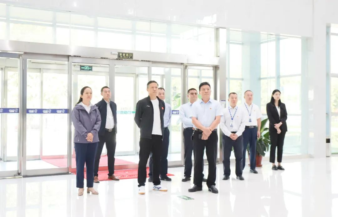 快乐过“双节”，安全不放假｜河南农投集团党委书记、董事长李晓寰一行莅临世界杯官方入口乳业集团开展“双节”安全生产大检查活动并慰问一线职工、