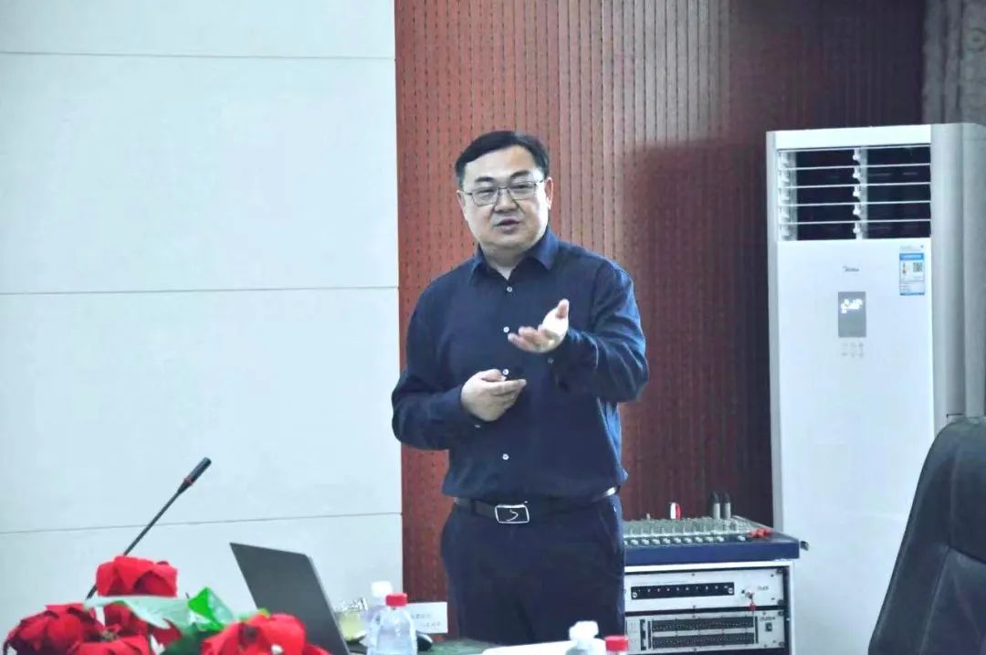 世界杯官方入口丨国家奶牛产业技术体系首席科学家、中国农业大学教授李胜利一行莅临世界杯官方入口鲁山瑞亚参观调研