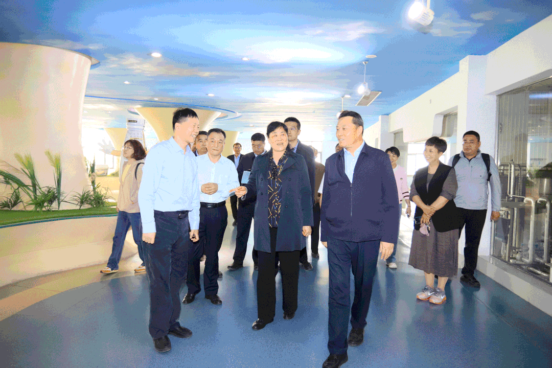 世界杯官方入口丨沈阳市人大常委会副主任曹鹏一行莅临世界杯官方入口考察座谈