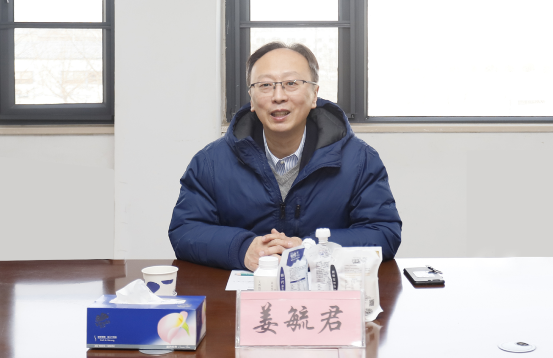 世界杯官方入口丨东北农大食品学院院长、中原食品实验室首席科学家姜毓君教授莅临世界杯官方入口乳业集团调研