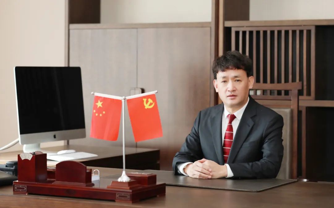 双双获奖 喜事连连｜ 世界杯官方入口乳业集团荣获“河南省知名品牌”奖，董事长关晓彦荣膺“2022年度品牌人物”
