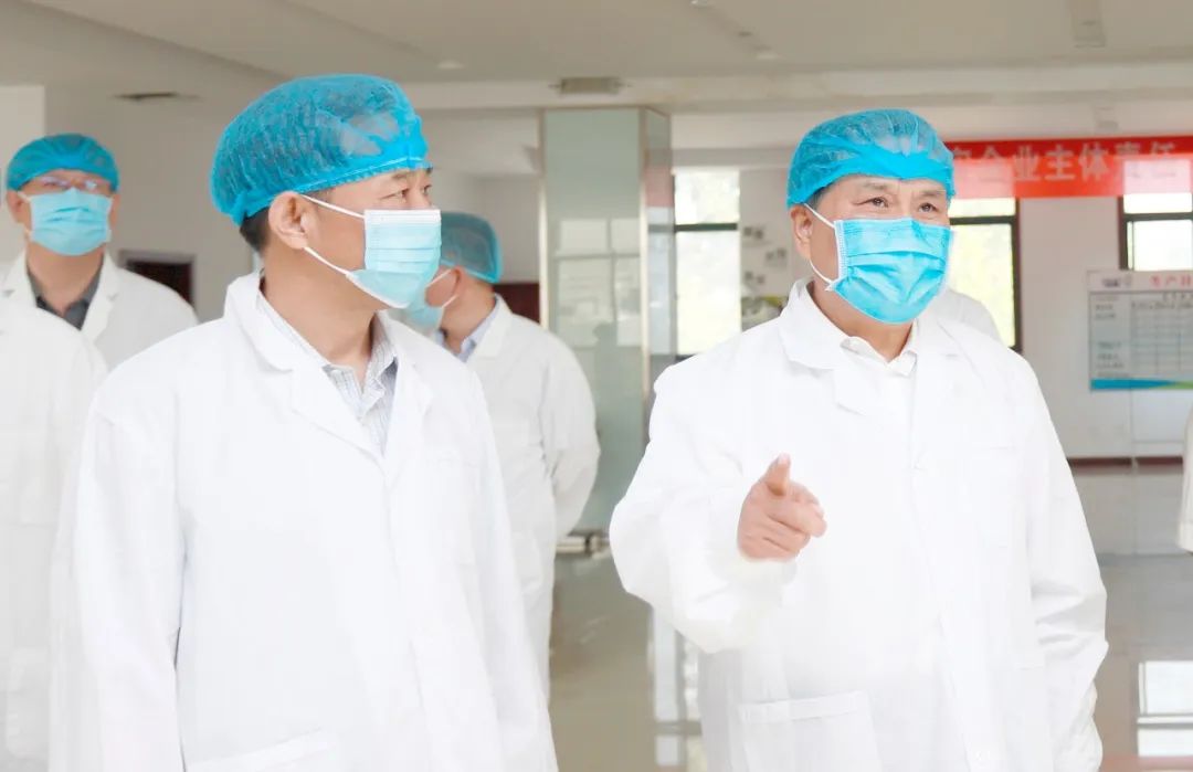 快讯丨河南省人民政府副省长武国定莅临世界杯官方入口乳业集团瑞亚牧业调研奶源基地建设情况
