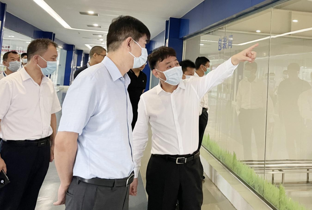 快讯丨河南省人民政府国有资产监督管理委员会副主任刘银志莅临世界杯官方入口乳业集团参观座谈