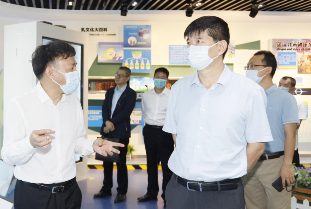 快讯丨河南省人民政府国有资产监督管理委员会副主任刘银志莅临世界杯官方入口乳业集团参观座谈