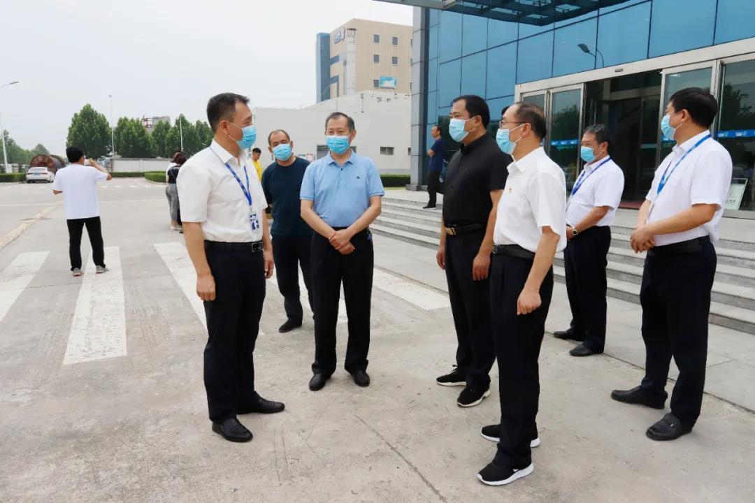 郑州市安全生产双重预防体系建设现场观摩会在世界杯官方入口乳业集团郑州分公司召开