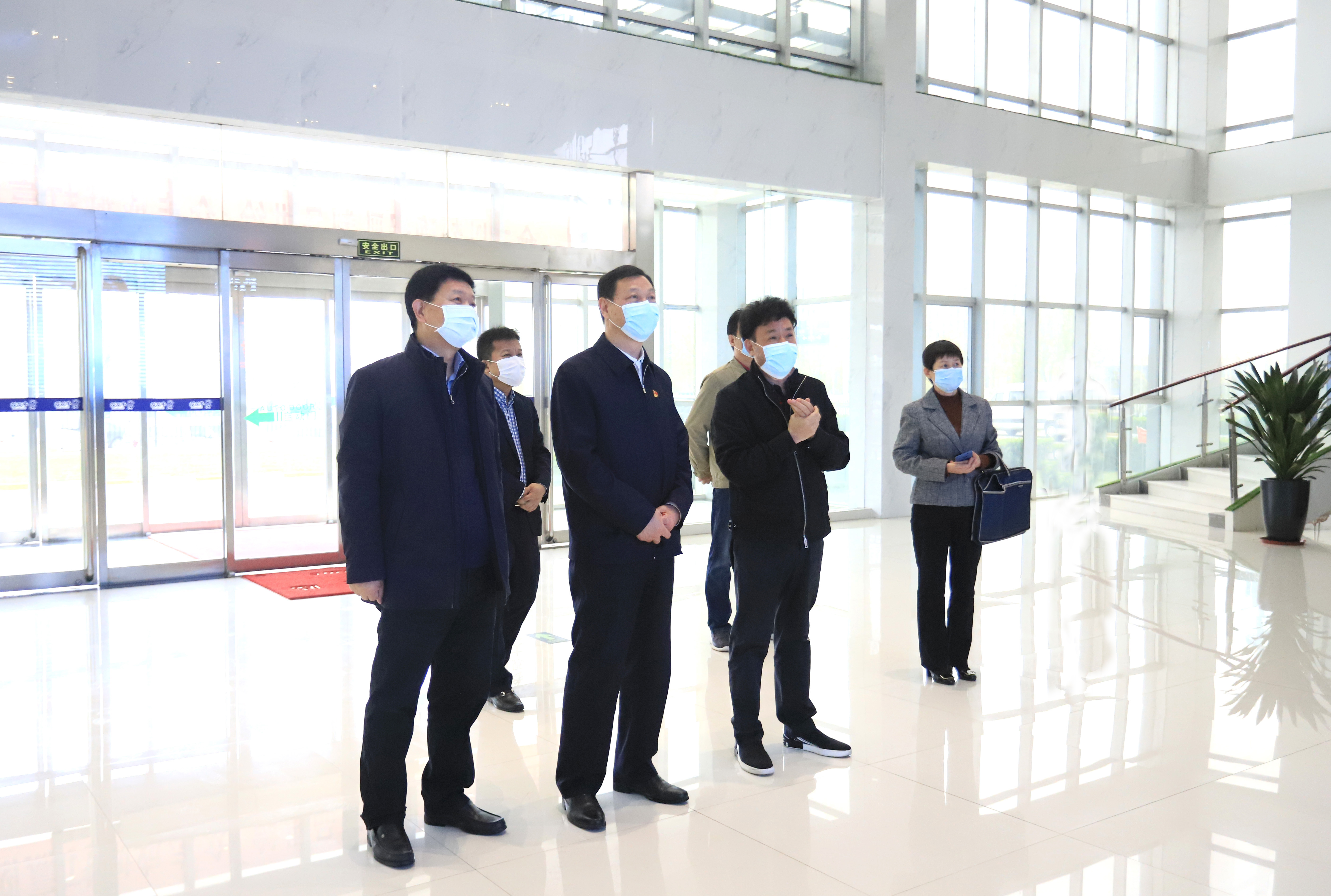 河南省委农办主任、农业农村厅厅长申延平一行调研河南世界杯官方入口乳业集团