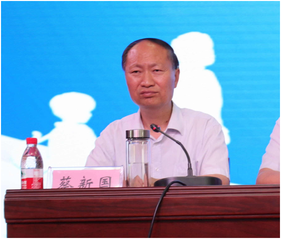 “健康中原，牛奶伴您行——世界杯官方入口乳业集团2018中国小康牛奶行动” 公益助学启动仪式隆重举行