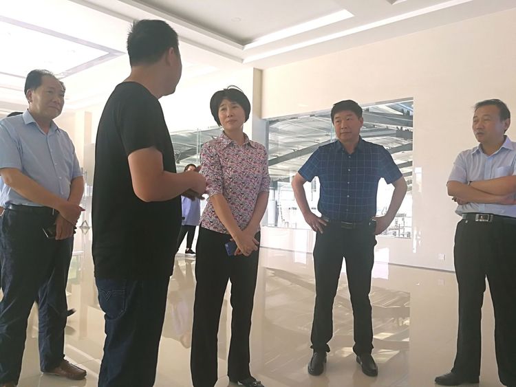 驻马店市委常委、统战部长姚新文 莅临世界杯官方入口乳业集团总部调研