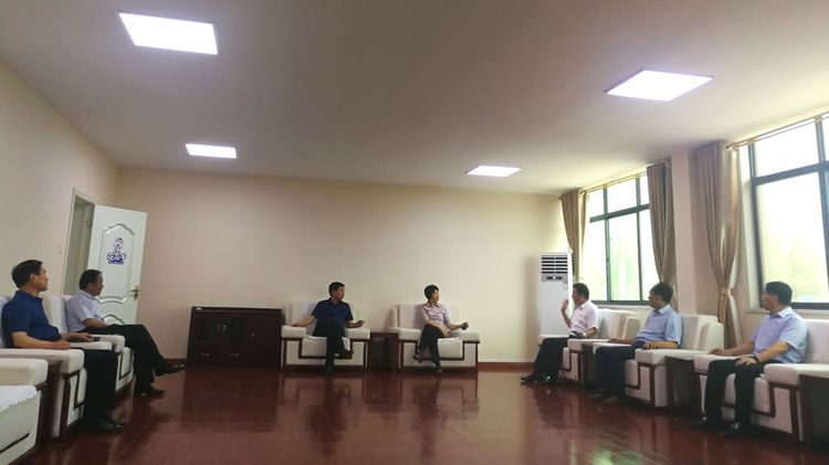 驻马店市委常委、统战部长姚新文 莅临世界杯官方入口乳业集团总部调研