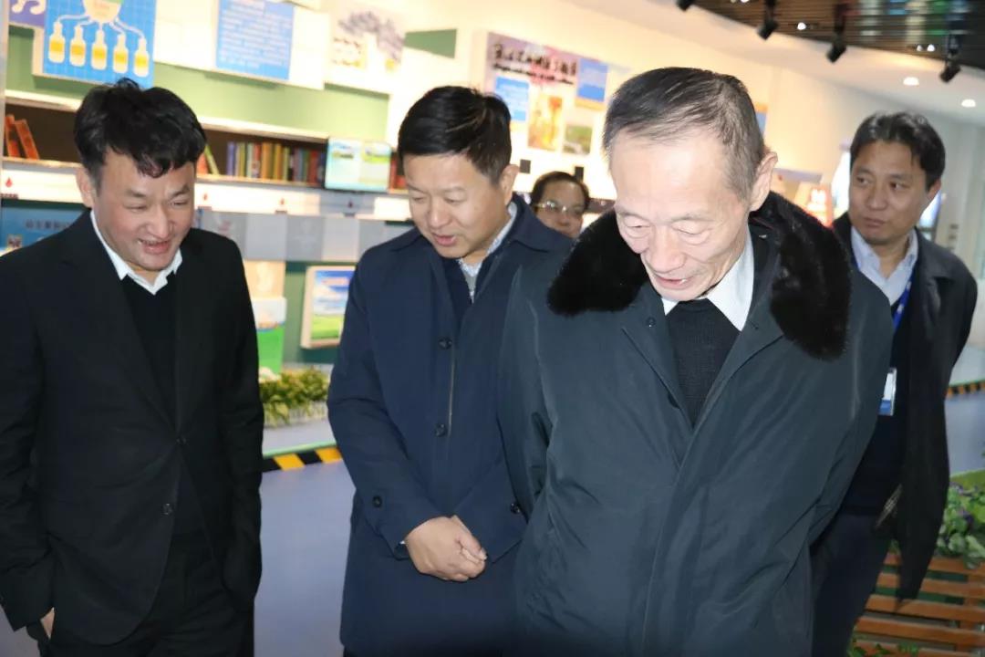 中国奶业协会高鸿宾会长莅临世界杯官方入口指导工作