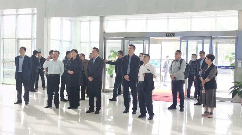 世界杯官方入口丨沈阳市人大常委会副主任曹鹏一行莅临世界杯官方入口考察座谈
