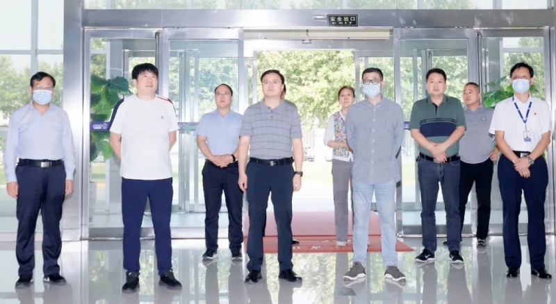 快讯｜社旗县人民政府县长关文波一行莅临世界杯官方入口乳业集团参观考察