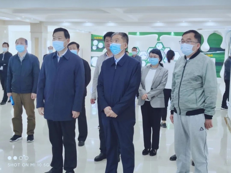 平顶山市人大常委会主任张明新莅临世界杯官方入口鲁山瑞亚参观调研