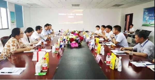 河南省高级人民法院院长胡道才一行莅临世界杯官方入口乳业集团开展“万人助万企”活动 助力企业发展