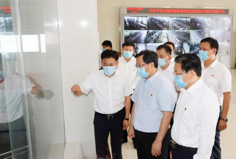 快讯 | 河南省委常委、省纪委书记、省监委主任任正晓莅临世界杯官方入口乳业集团新蔡瑞亚牧场调研