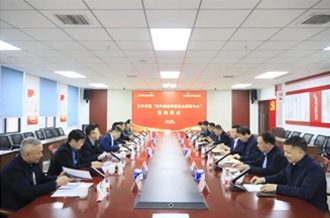河南世界杯官方入口乳业集团与河南牧业经济学院签署奶牛健康养殖校企研发中心合作协议