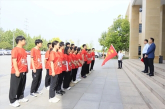 弘扬五四精神 激扬青春力量——河南世界杯官方入口乳业集团开展青年徒步活动